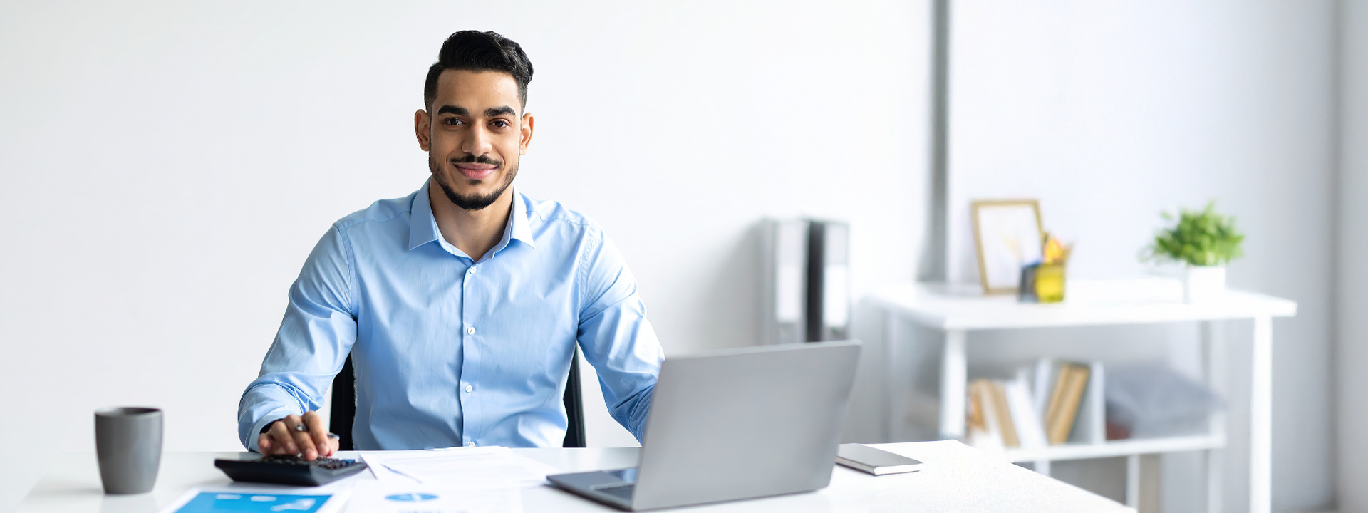 من الشهادة إلى الكفاءة - مفاتيح النجاح المهني للخريجين اليوم